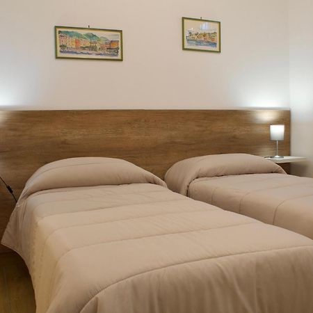 Michy'S House Apartment Sestri Levante Bagian luar foto